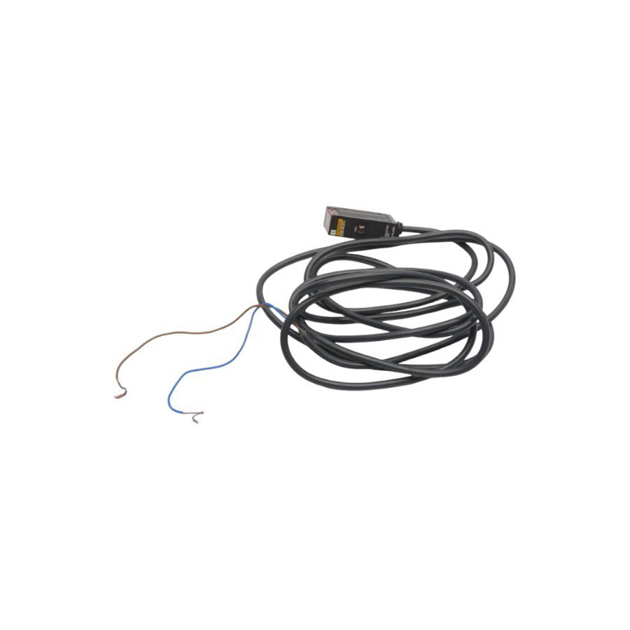 OMRON E3S-AT31-L 10-30VDC UNMP