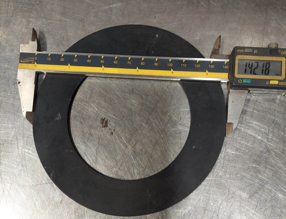 Round Circular Rubber Gasket.   142mm OD /92mm ID / 1.95mm Thick