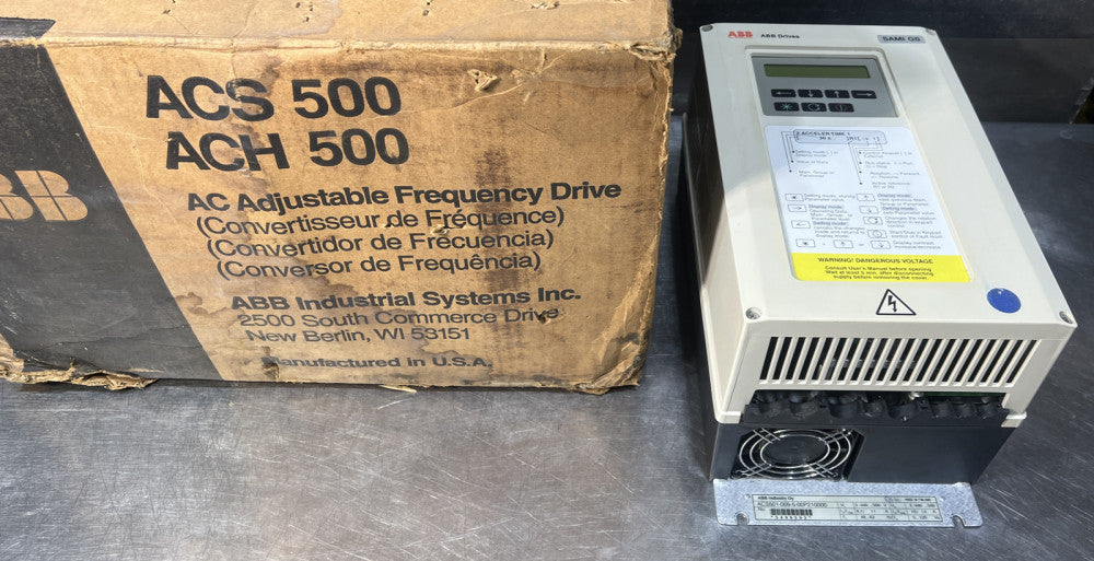 Nos ABB Variable Frequency Drive 7.5HP 440-500V Input ACS501-009-5-00P21000