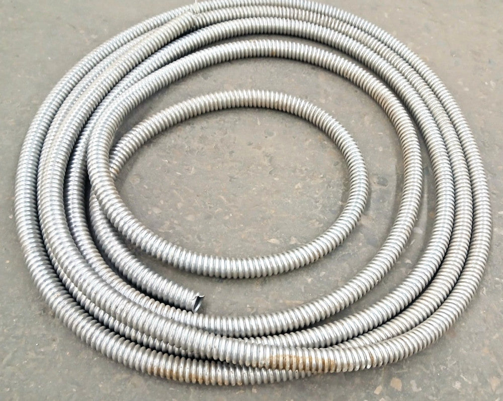 FLEXIBLE ELECTRICAL CONDUIT ALUMINUM  38 FEET LONG  DIAMETER 1-1/8"