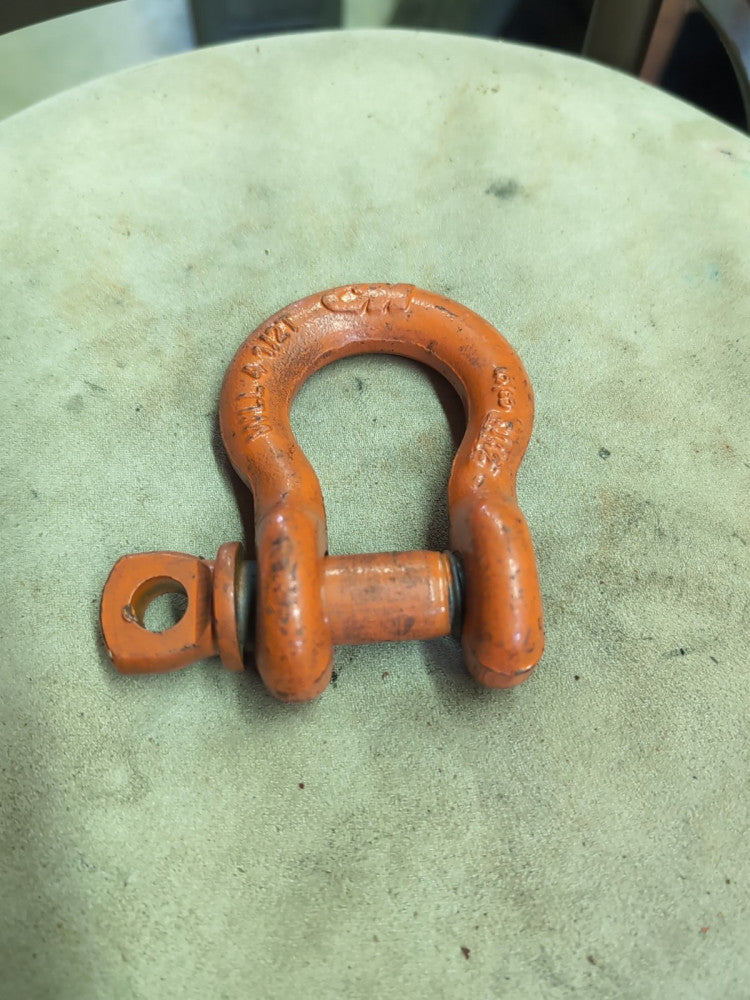 Pair of CM 4-1/2 Ton Shackles USA