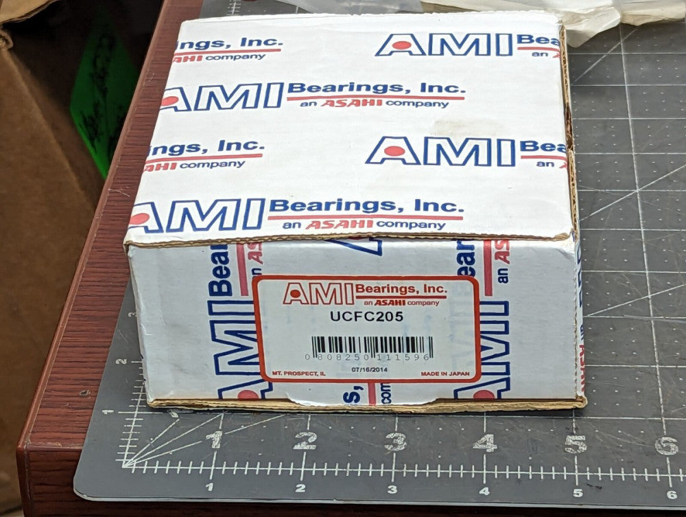 UCFC205 FLANGED BLOCK BEARING; 25MM BORE 90MM BOLT CIRCLE 4 HOLE [D1B6]