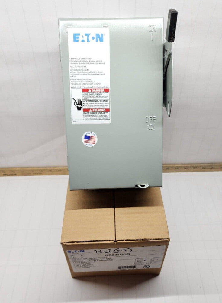 NEW EATON 30 AMP NON-FUSIBLE SAFETY DISCONNECT SWITCH 240 VAC 3 POLE DG321UGB