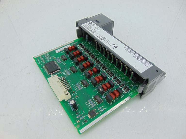 ALLEN BRADLEY 1746-OB16 SERIES D PLC MODULE - Refurbished