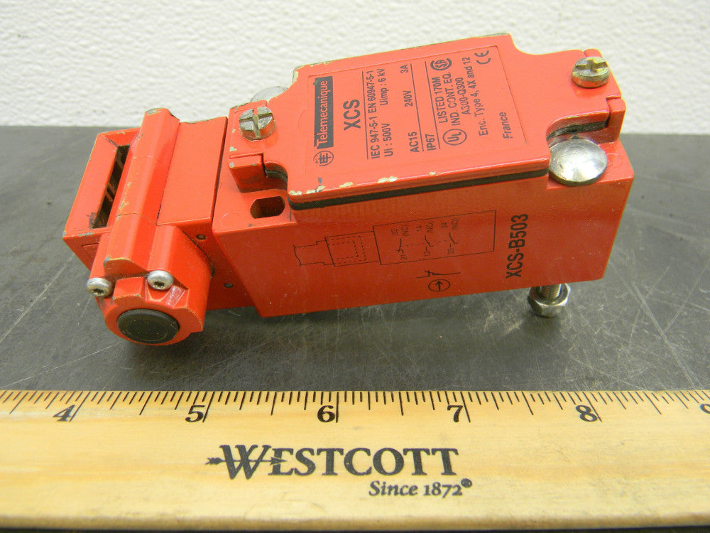 Telemecanique Safety Limit Interlock Switch XCS-B503 XCSB503