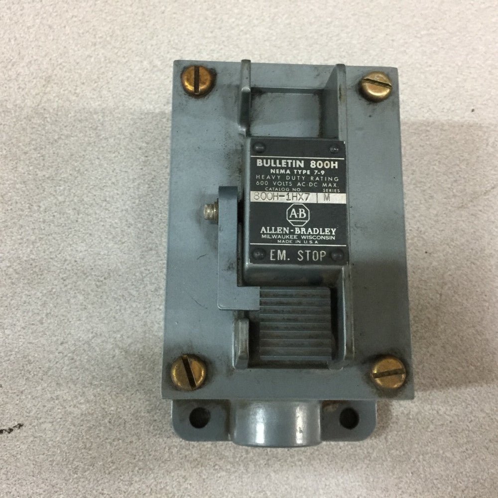 NEW NO BOX ALLEN BRADLEY HEAVYDUTY SWITCH 800H-1HX7