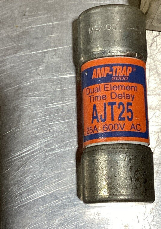 AMP-TRAP 2000 MAIN DISCONNECT FUSE AJT25 Dual Element Time Delay 600v Ac Nos