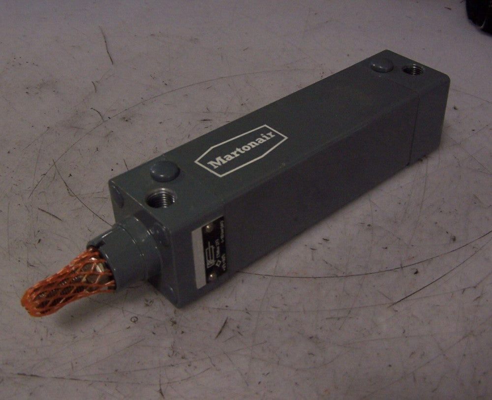 NEW MARTONAIR PNEUMATIC CYLINDER 1-7/8" BORE 4" STROKE 1/4" NPT M/13040/100