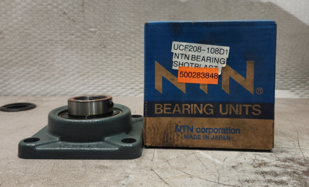 NEW NTN 4-BOLT FLANGE BEARING 1-1/2" BORE UCF208-108D1