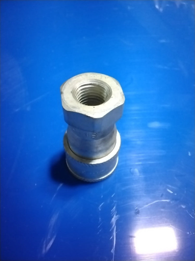 Eaton Aeroquip 5601-4-4S Hydraulic Quick Connect Hose Coupling Steel Body