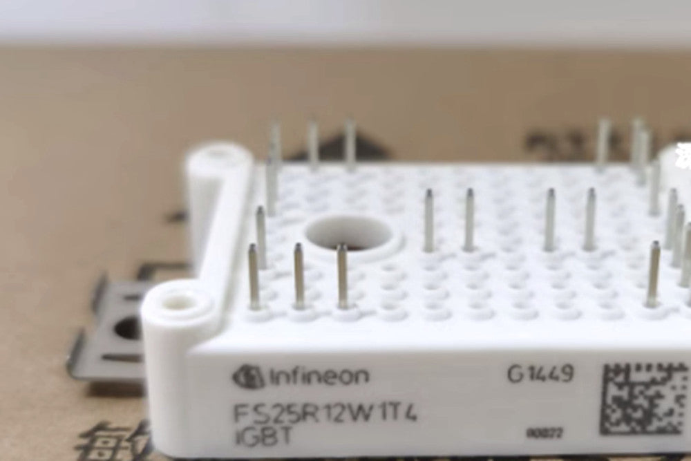 One Brand New INFINEON FS25R12W1T4 Power Supply Module