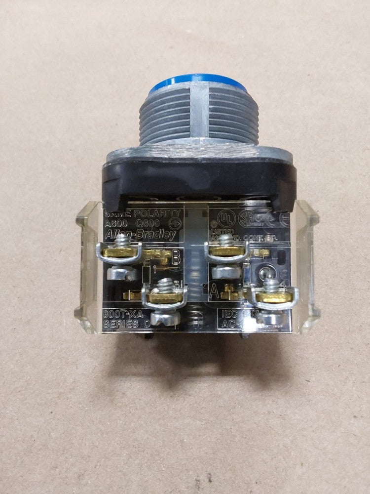 Allen-Bradley 800T-A7B  Blue Ser T Momentary Contact Push Button  New