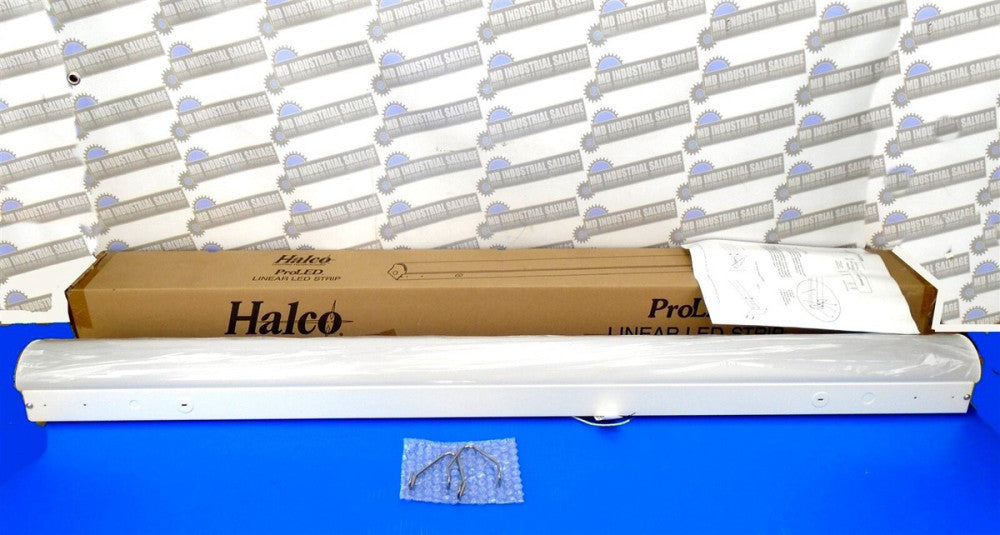 HALCO - LS4/36U50 - LED STRIP SHOP LIGHT - 120-277V - 5000k - 36W - (NEW in BOX)