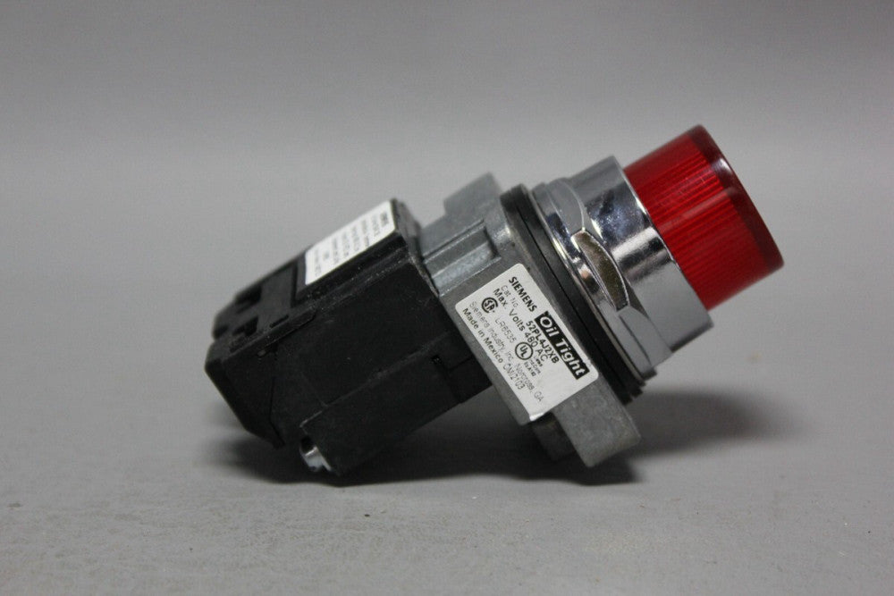 SIEMENS RED OIL TIGHT LED PILOT INDICATOR LIGHT 52PL4J2X  W/TRANSFORMER 52AATJ2B