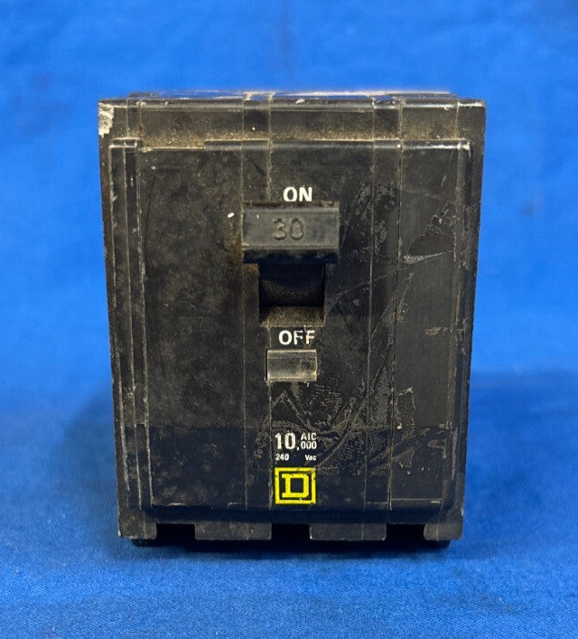 SQUARE D CIRCUIT BREAKER 30 AMP 3 POLE  10KA  240V