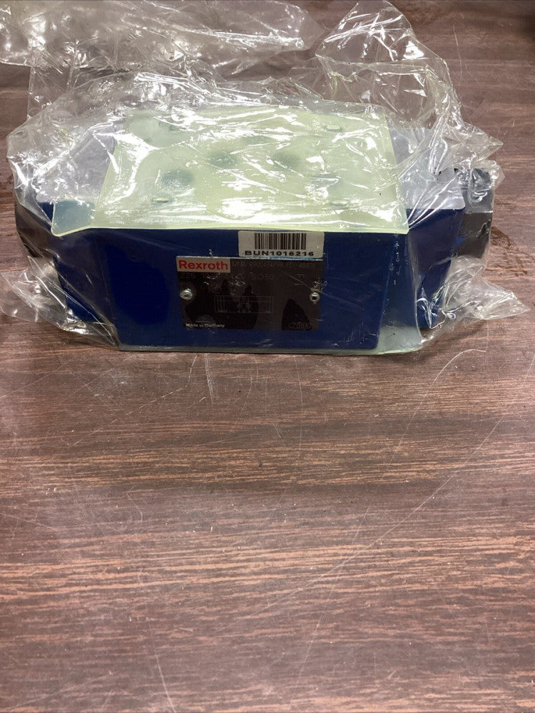 NEW REXROTH HYDRAULIC PILOT OPERATED CHECK VALVE 31.7 GPM 4550 PSI Z2S 10-1-34/V