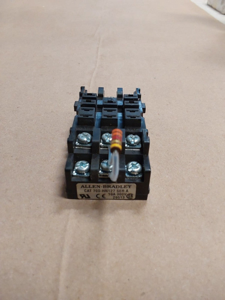 Allen Bradley 700-HN127 Relay Socket 700HN127...SER-A 10A-300V