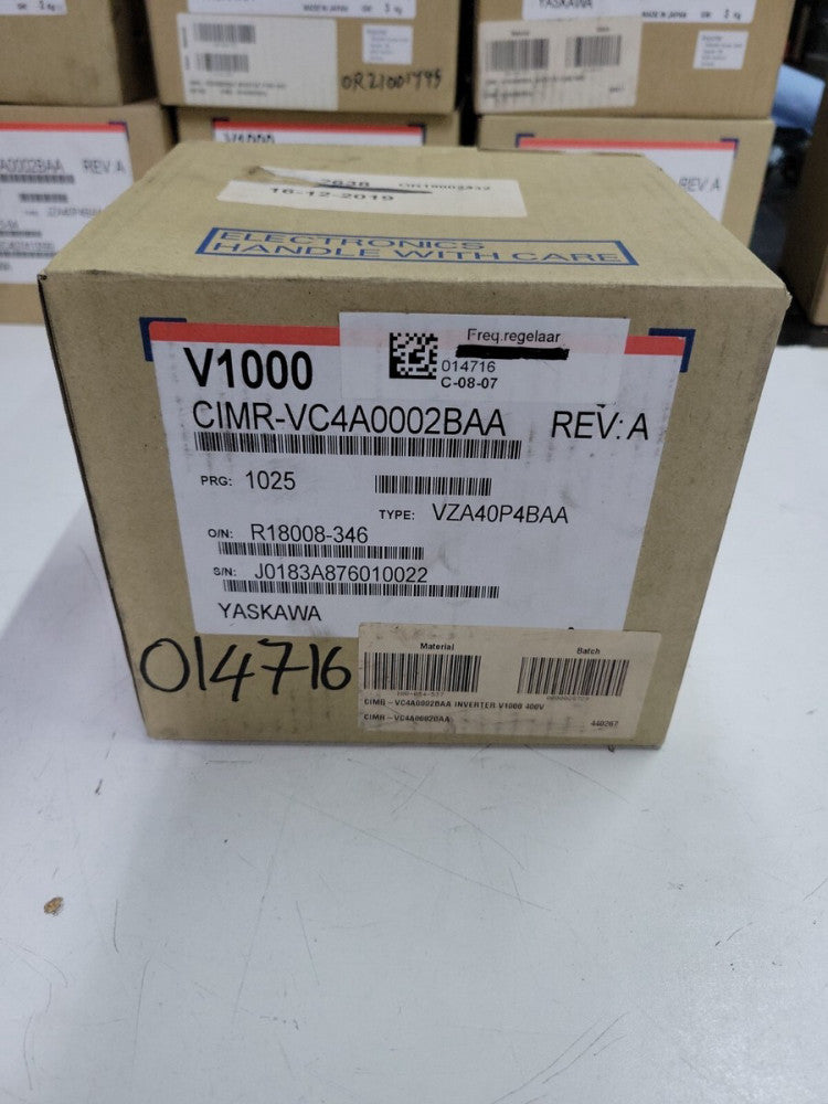 1- Yakasawa V1000 CIMR-VC4A0002BAA Frequency Converter INVERTER V1000 400V NEW