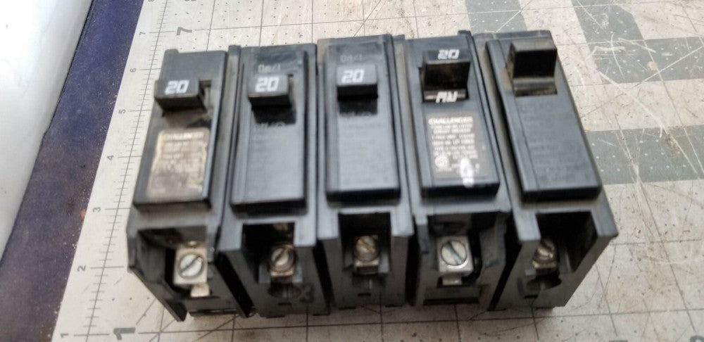 Lot of 5 Challenger C120 1 Pole 20-amp 120/240 Volt Breakers Tested [A7B2