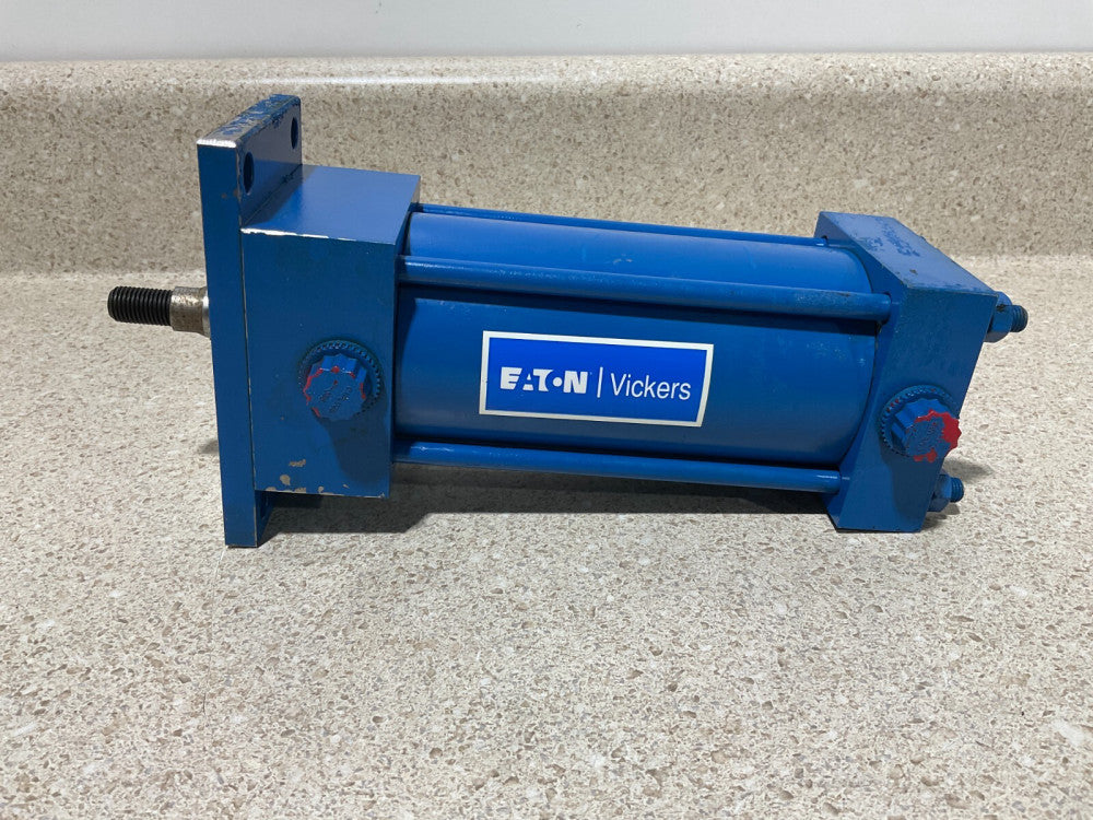 Eaton RF07EC5T1KA04000 1000psi, 2.5/0.63X4 SXH0040A NEW
