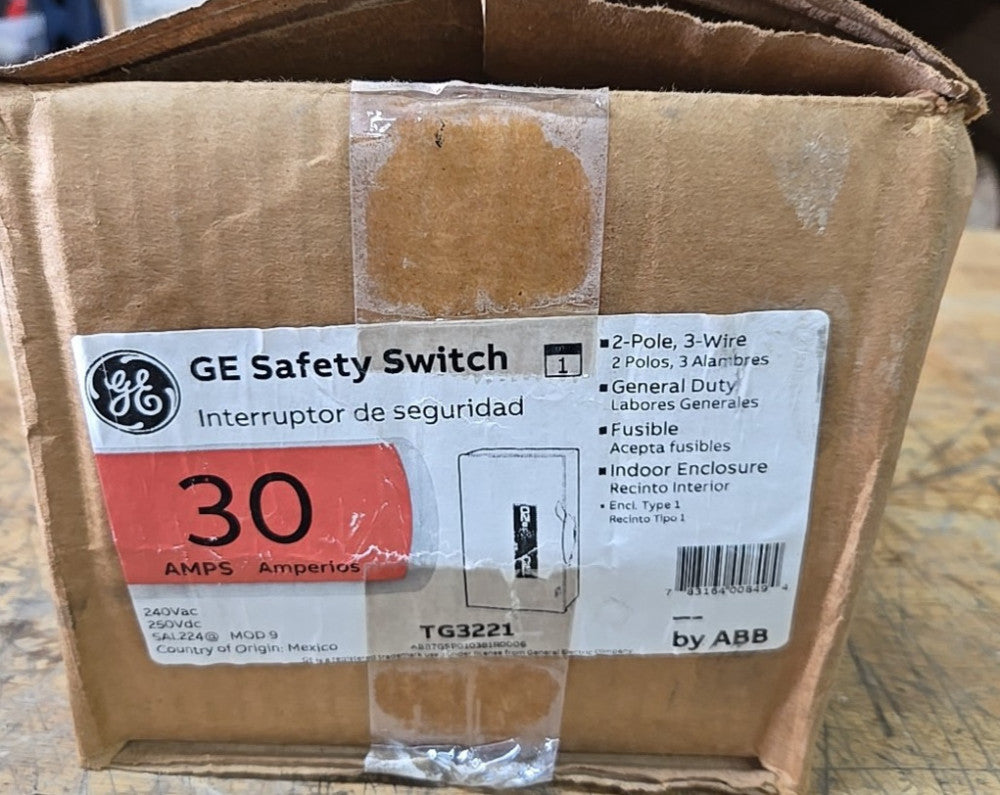 Ge TG3221 30 Amp 240v Single Phase 1PH Fusible Safety Switch Disconnect NOS