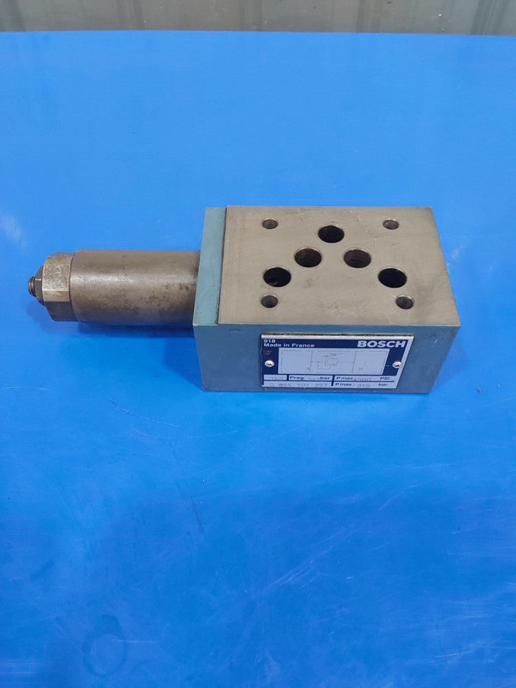 BOSCH Valve 0 811 101 257.  4500psi 