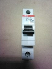 ABB S201-k8 A 230/400 6000 133/230v 1 Pole Breaker