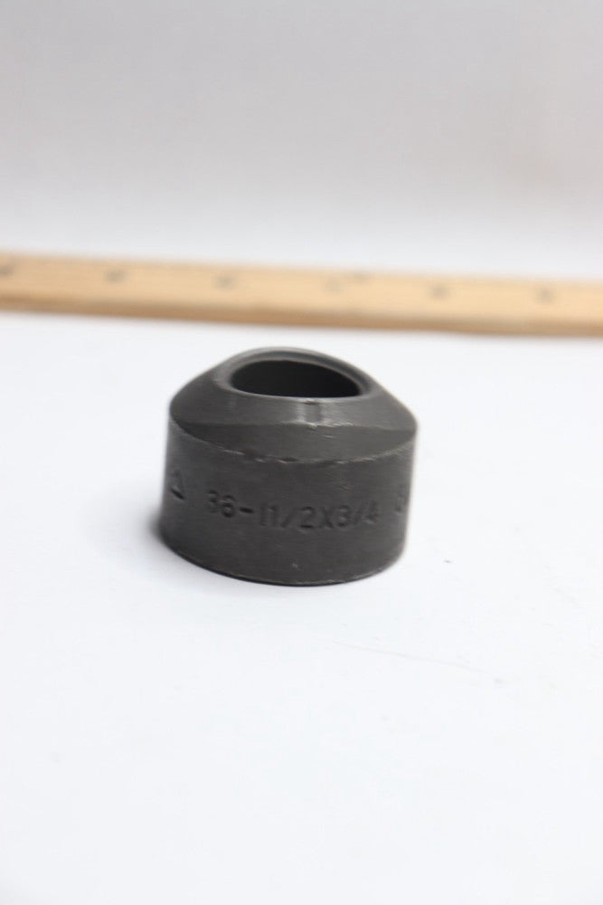 Sockolet Forged Steel 3000 # A105 36 - 1-1/2 x 3/4" SOL36JF