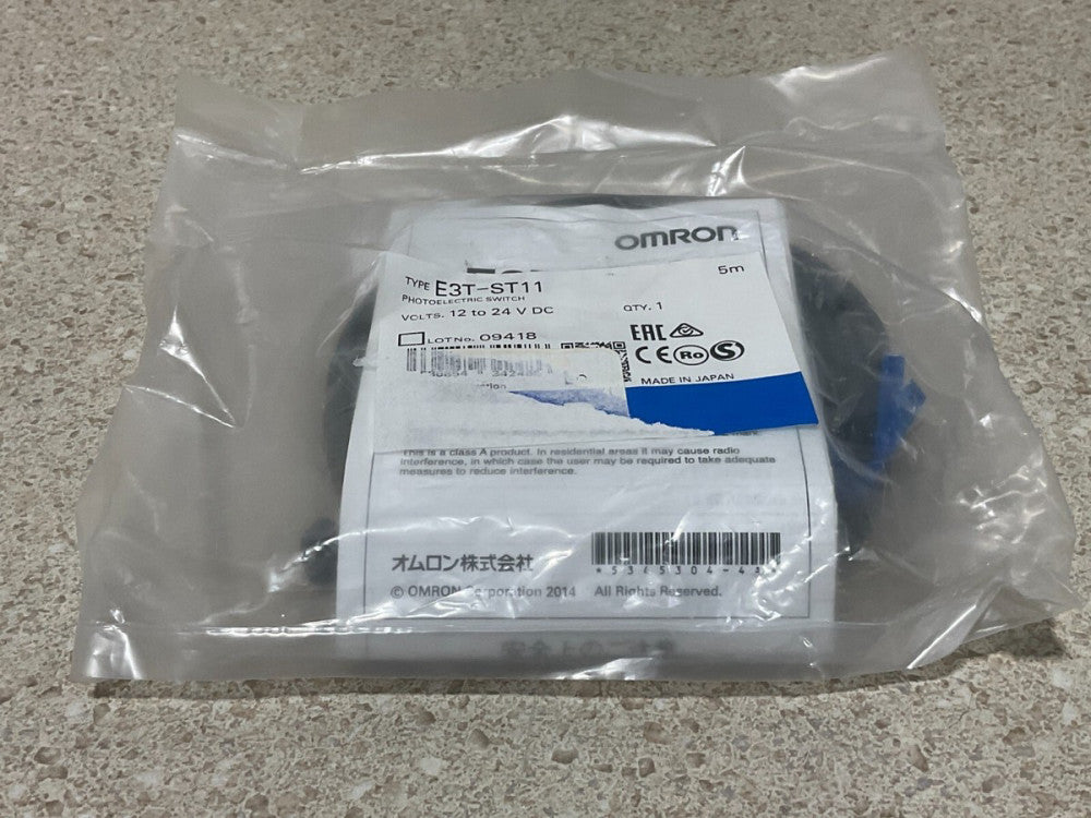 Omron E3T-ST11 NEW
