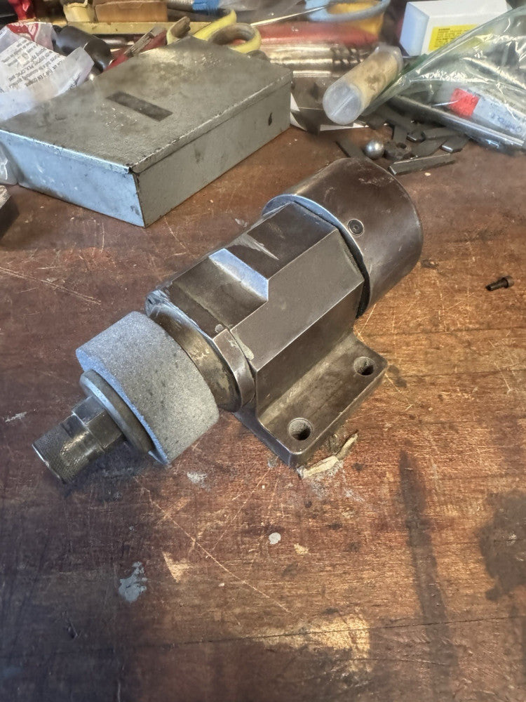 DIAMOND WHEEL DRESSER BRAKE CONTROLLED TRUING