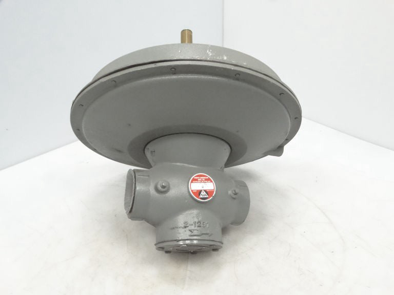 NORTH AMERICAN MFG. CO 7216-5 Air Pressure Regulator - Used