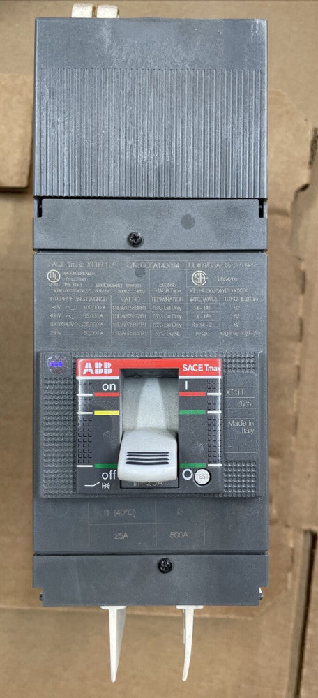 ABB SACE TMAX XT1 H 125 CIRCUIT BREAKER, 3-POLE 40A XT1HU3040AYD