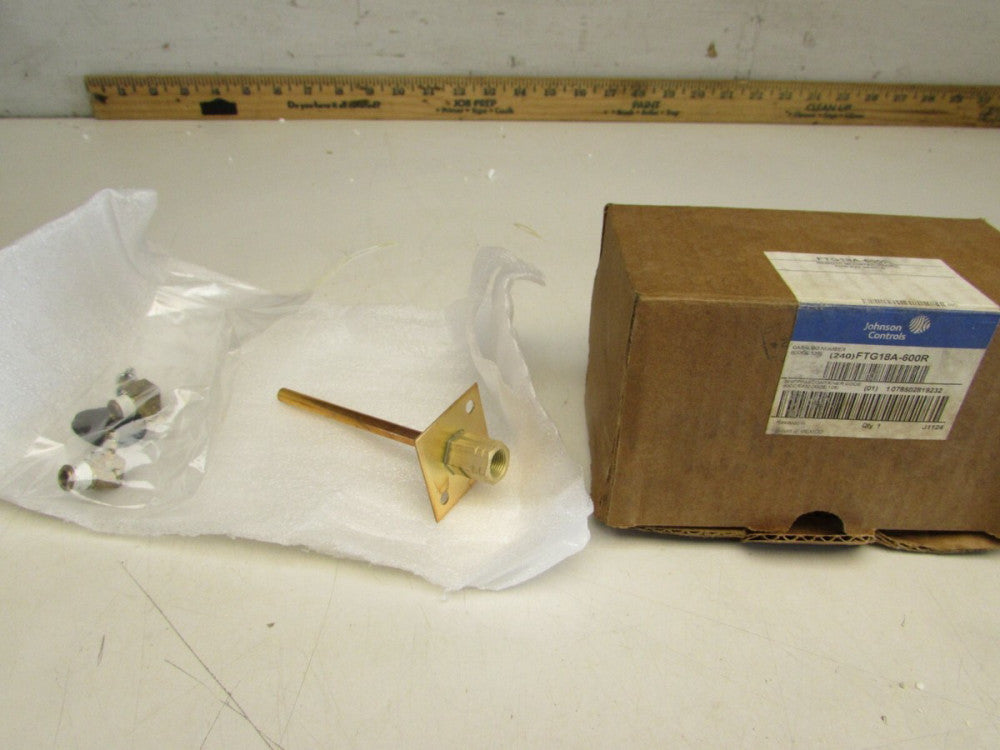 LOT OF 8QTY JOHNSON CONTROLS FTG18A-600R P32 REMOTE MOUNTED PROBES NIB M/OFFER!!