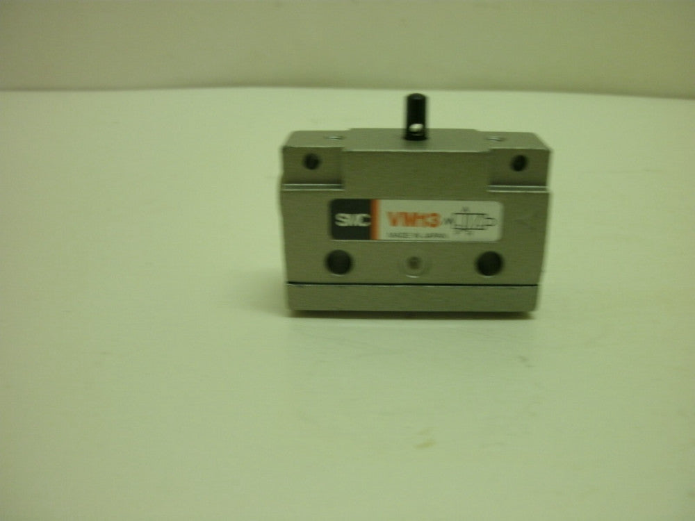 SMC VM132-M5-00 MECHANICL VALVE 3 PORT; M5 X 0.8 M NEW NO BOX.