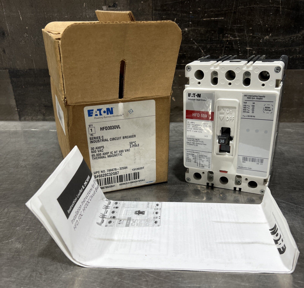 EATON CULTER HAMMER HFD3030VL INDUSTRIAL CIRCUIT BREAKER 30 AMPS 3 POLE Nos