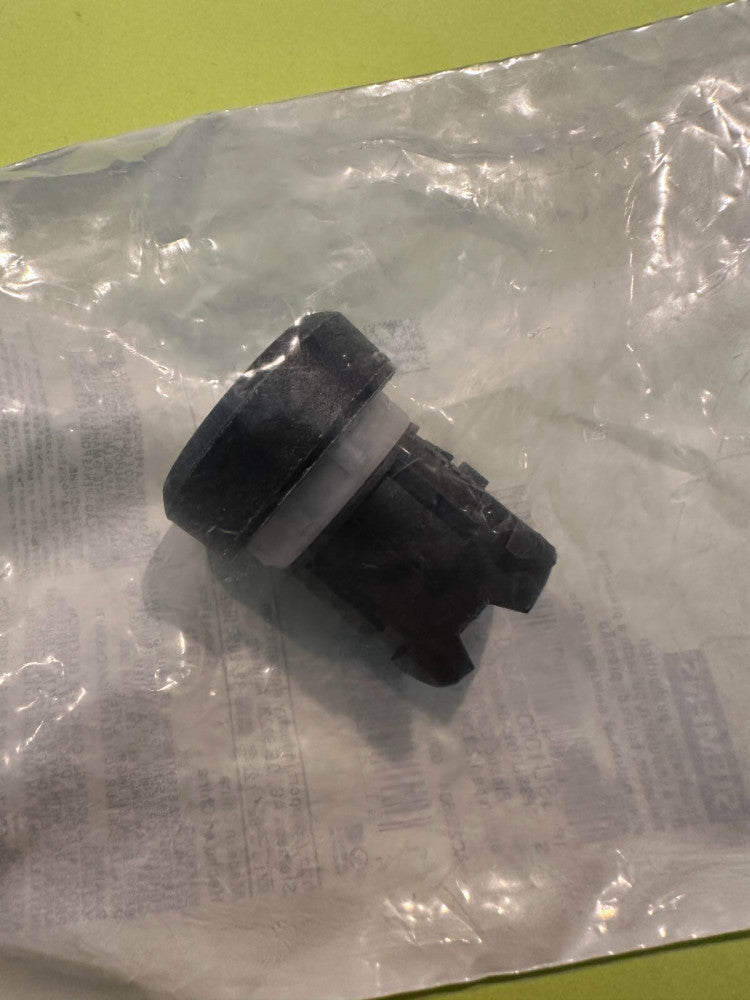 Siemens 3SU1000-0AB10-0AA0 Push Button 22mm Black Plastic - New Fast Ship