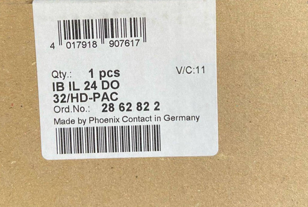 One Brand New Phoenix Contact Module IB IL 24 DO 32/HD-PAC 2862822