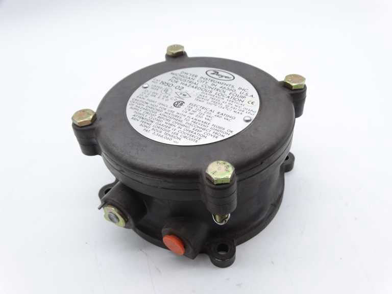 DWYER 1950-02-2S SWITCH