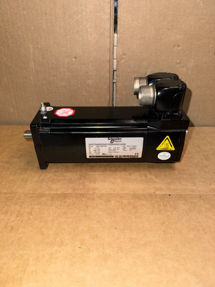 SCHNEIDER ELECTRIC SH070/60020/0/1/00/00/00/10/00 SERVO MOTOR, USED! MAKE OFFER!