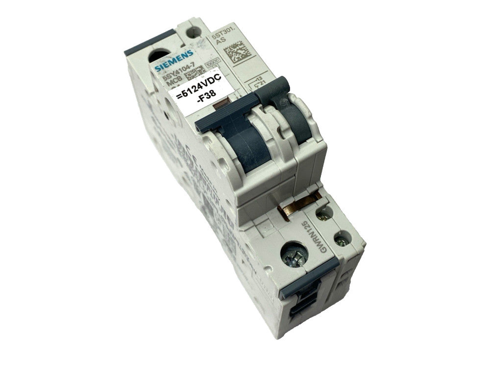 Siemens 5SY4104-7 Miniature Circuit Breaker C4 1-Pole 4A w/ 5ST3010 Aux Switch