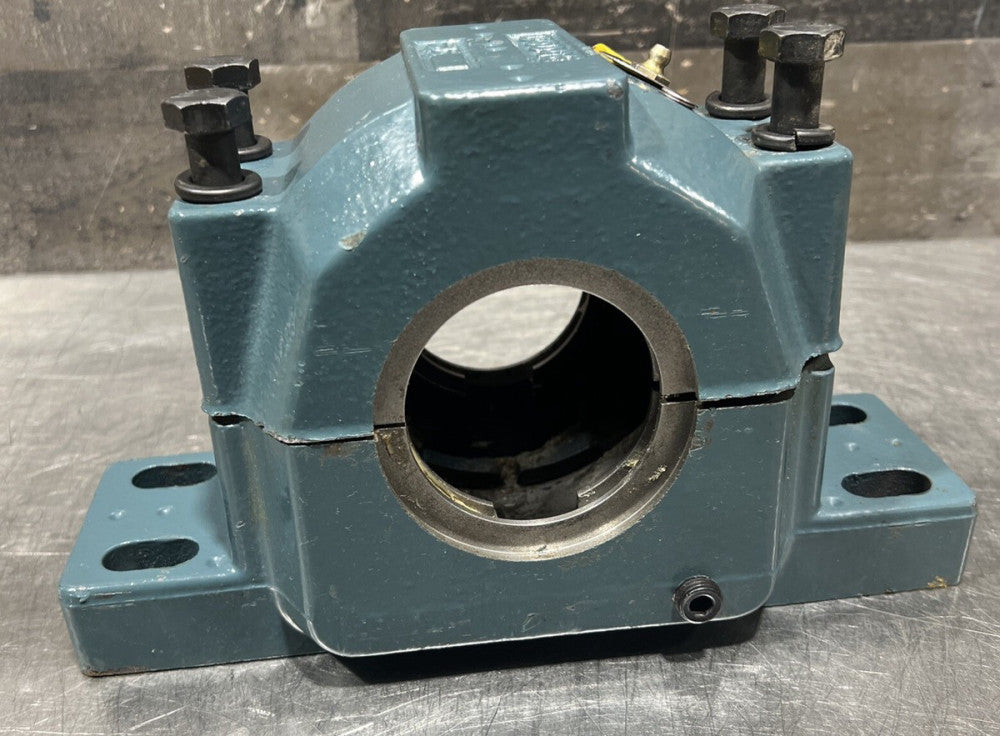 Dodge 044003 Series 515 Pillow Block Bearing Housing Nos Surplus