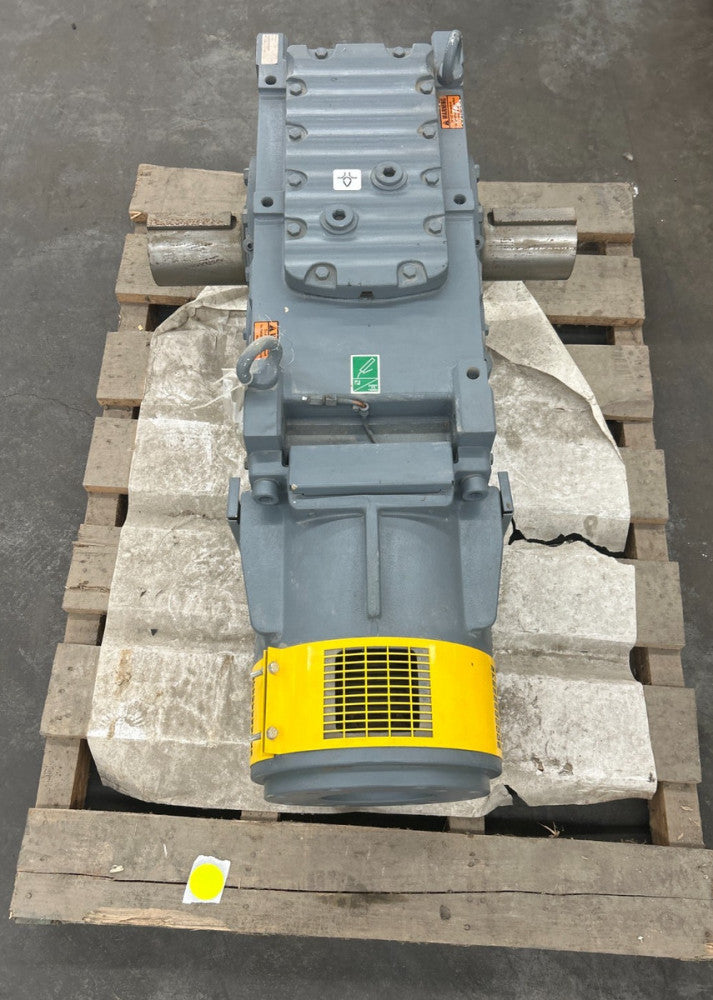 SEW-EURODRIVE  GEAR BOX  MC3RLSF05  87-7228323802.0002.15.20