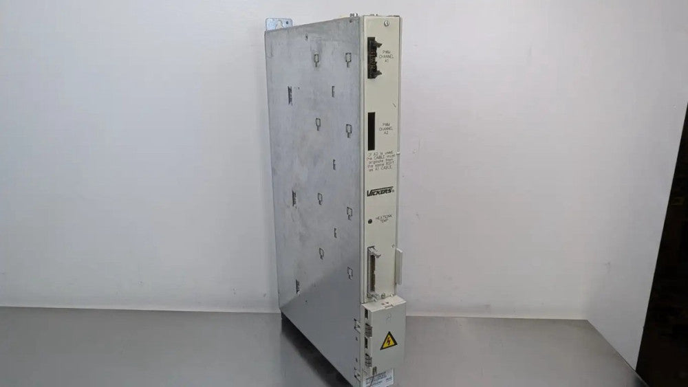 Siemens 6SN1123-1AA00-0CA1 Power Module LT-Modul INT 50A Vickers A Ver