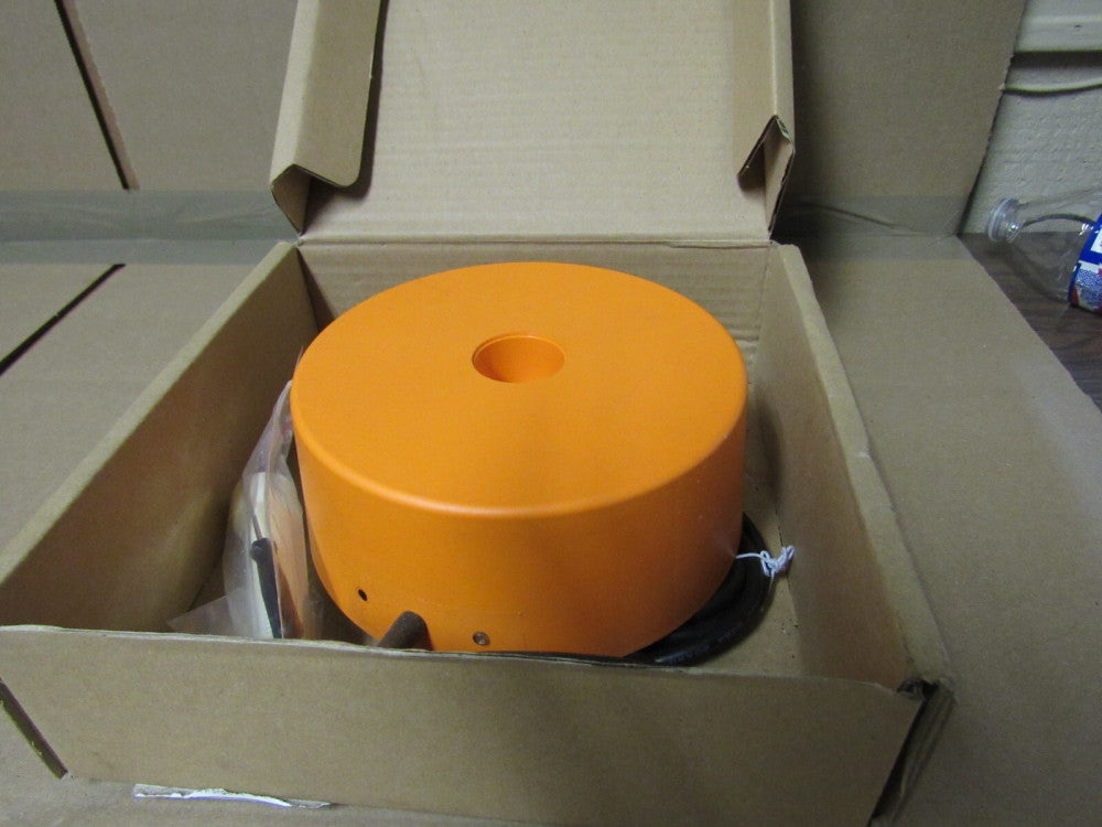 IFM ELECTRONIC INDUCTIV AREA SENSOR SIY-3120-BPKG, 127001, NIB, MAKE OFFER!