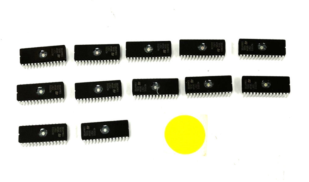 SINGAPORE EPROM  M27C512 -70XF1 58SXM O430L  28 PIN LOT OF 12