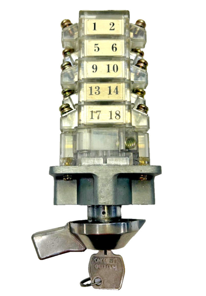 KOINO KUN HUNG KH-302KL ROTARY CAM SWITCH W/ KEY AC 125V, 20A. 250V, 10A.