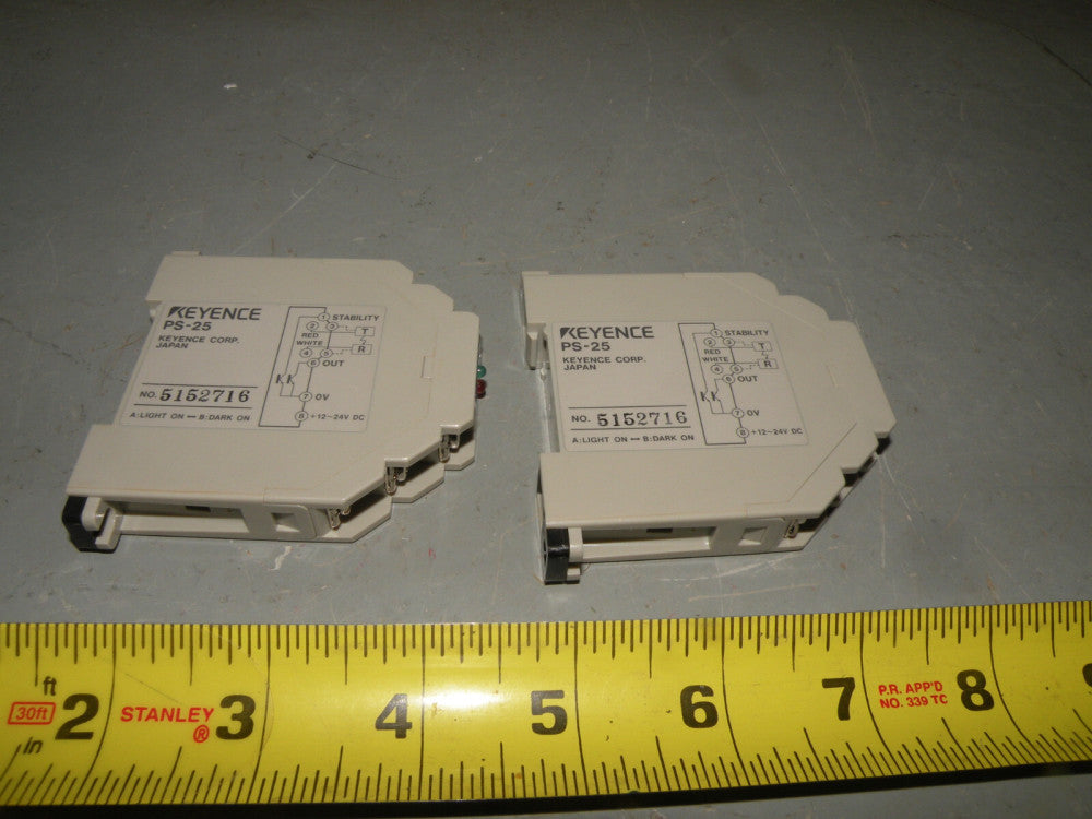 (2) KEYENCE PS-25 PHOTOELECTRIC SENSOR AMPLIFIERS