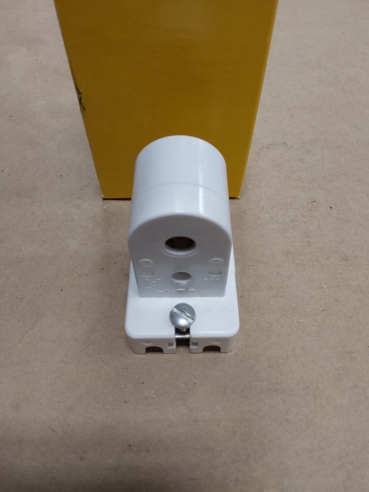 NEW LOT OF 3 HUBBELL HBL 2989 WHITE LAMP HOLDER 