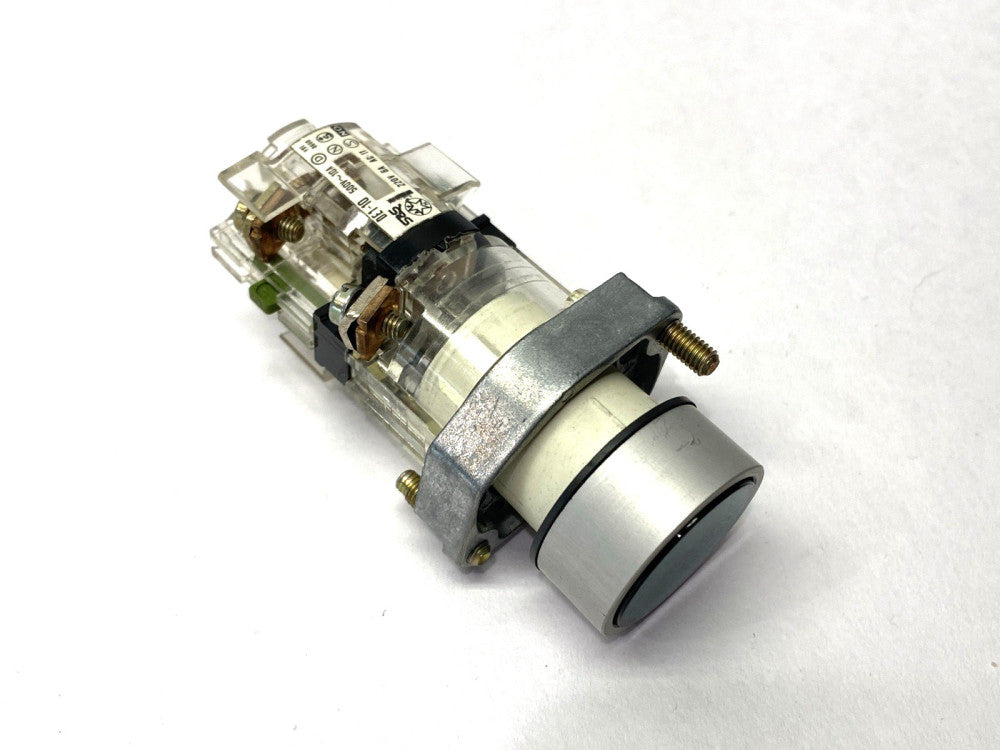 Sprecher+Schuh DTL2-G-21-DE1-10/24 Green Illuminated Pushbutton Switch