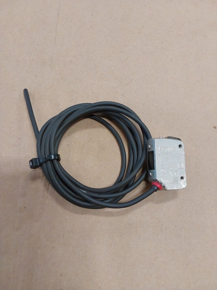 Keyence LR-ZB250AP transducer Brand New air transport